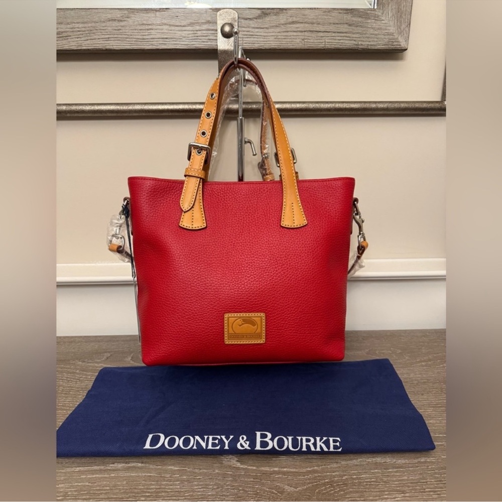 New Dooney & Bourke Emily Tote – Red Pebble Leather with Crossbody Strap - Picture 3 of 10